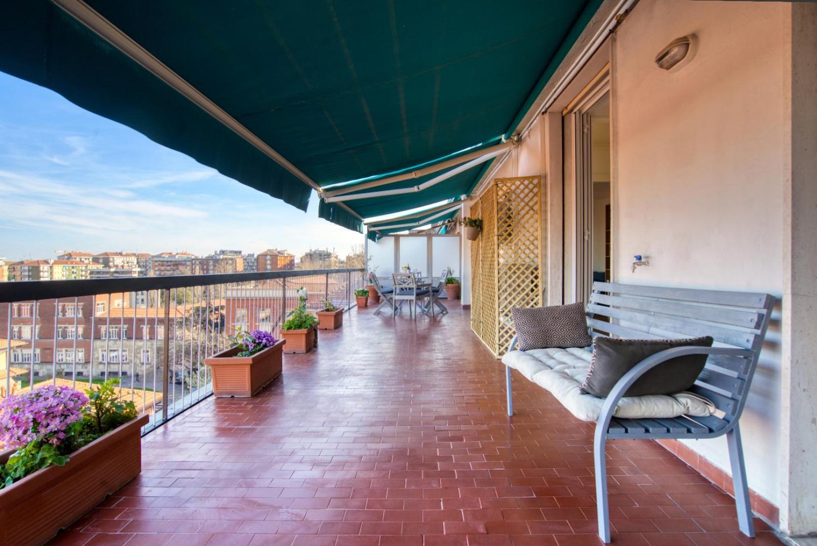 Spacious Penthouse With Panoramic Terrace - 20 Minutes From Duomo * Milan