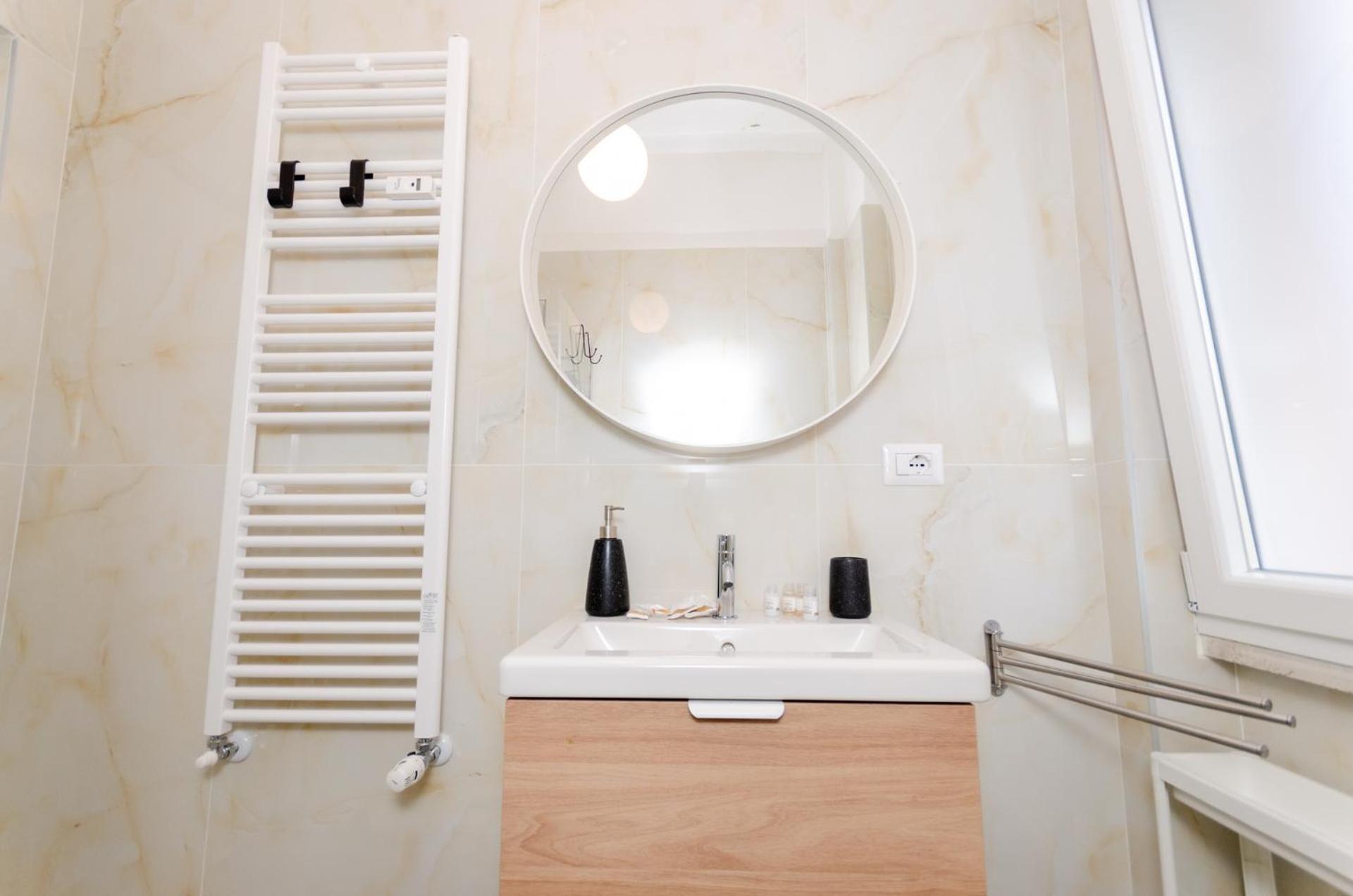 Apartment Vivimi Fiordalisi Stile & Comfort Vicino Metro
