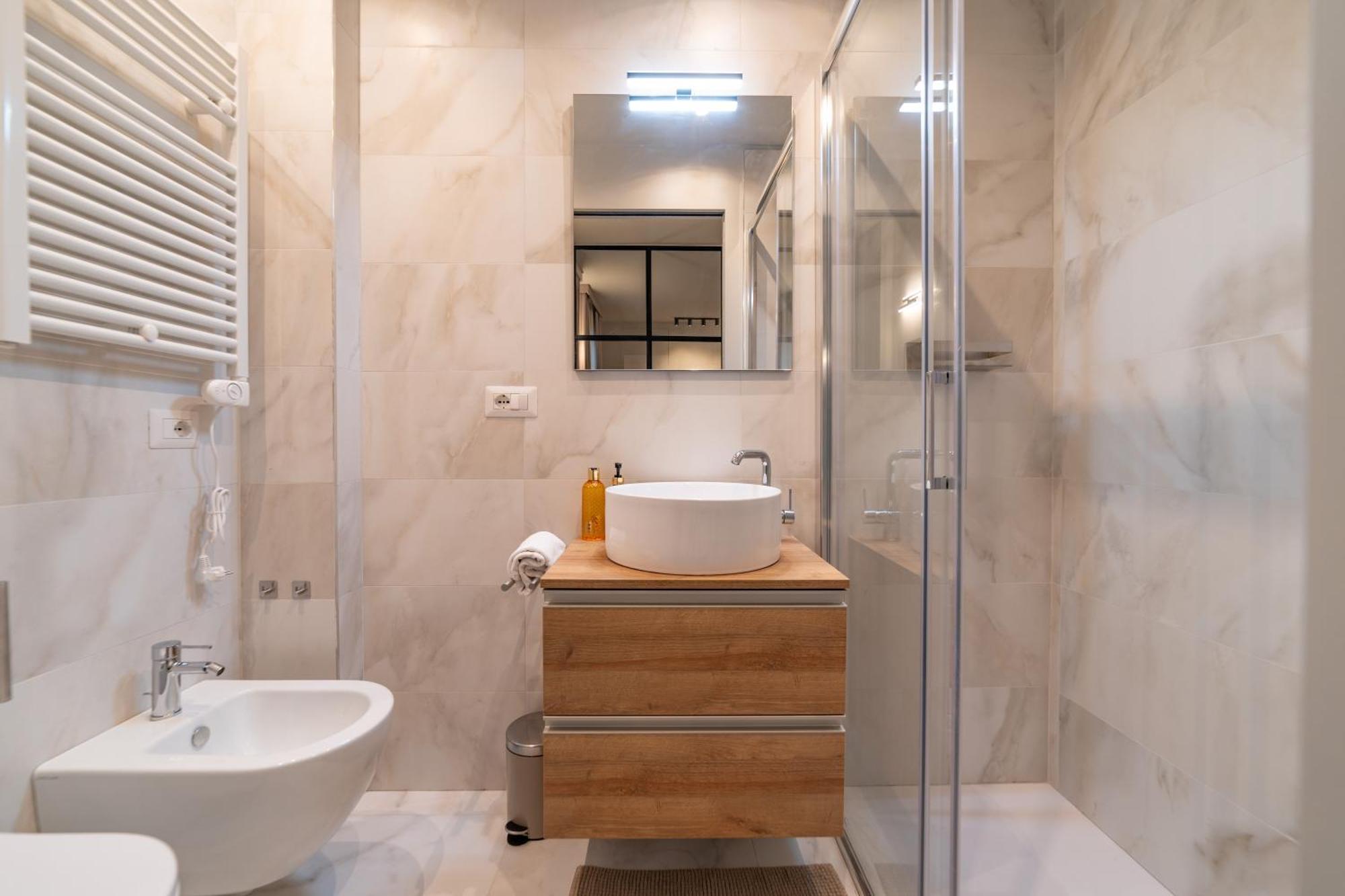 Intrho Luxury Flat - Porta Venezia Apartment