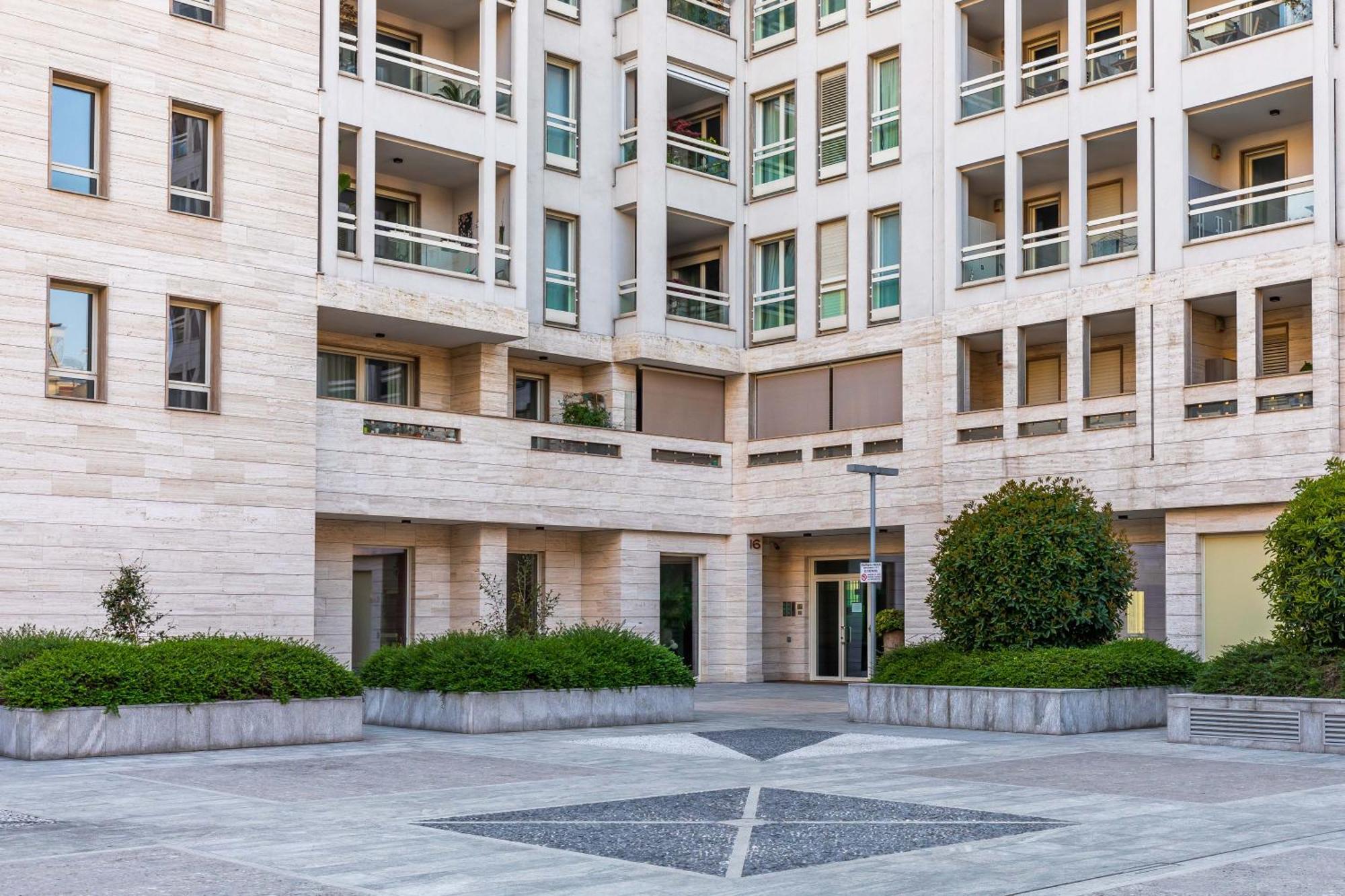 Apartment Luxury - Free Private - Parking Maestri Campionesi 16