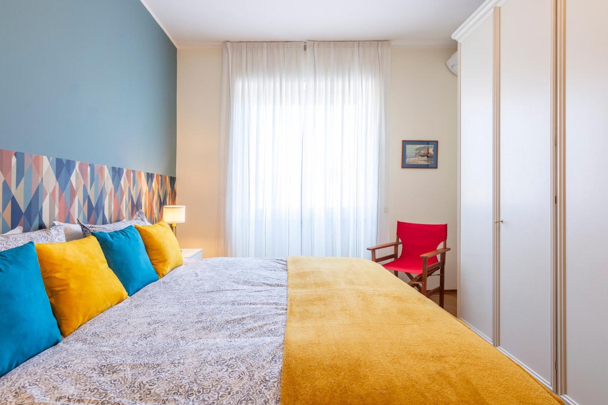 Ospitali - Casa Giuliana, Ampio Trilocale Per Famiglie E Box Apartamento Milão