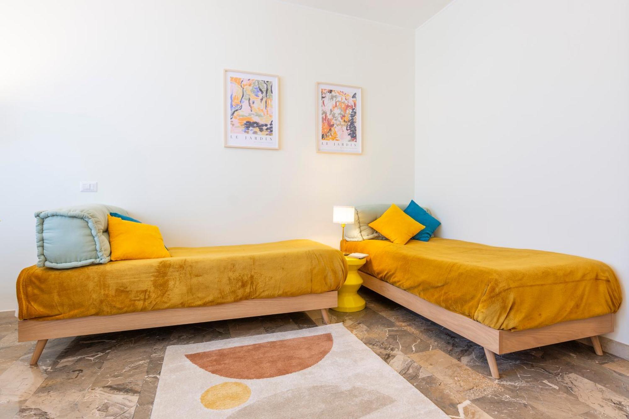 Ospitali - Casa Giuliana, Ampio Trilocale Per Famiglie E Box Apartamento