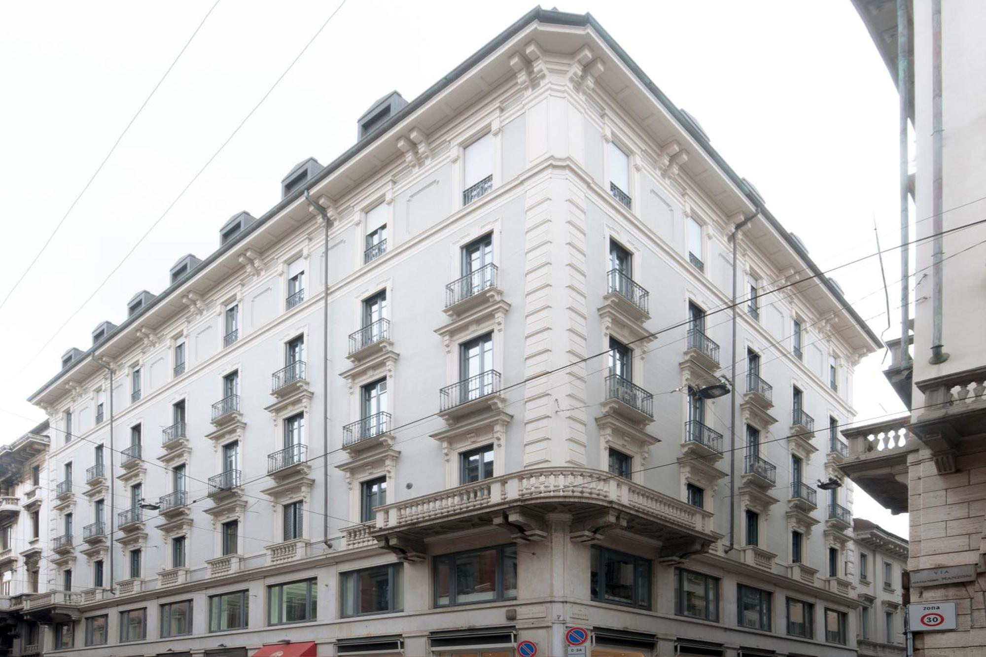 Fifty Eight Montenapoleone Two Bedrooms Mailand