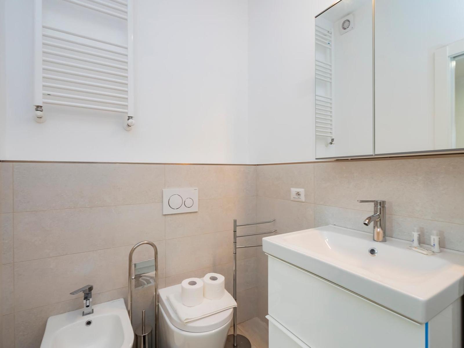 Ihost Flat - Giambellino 131-2 Apartment Milan