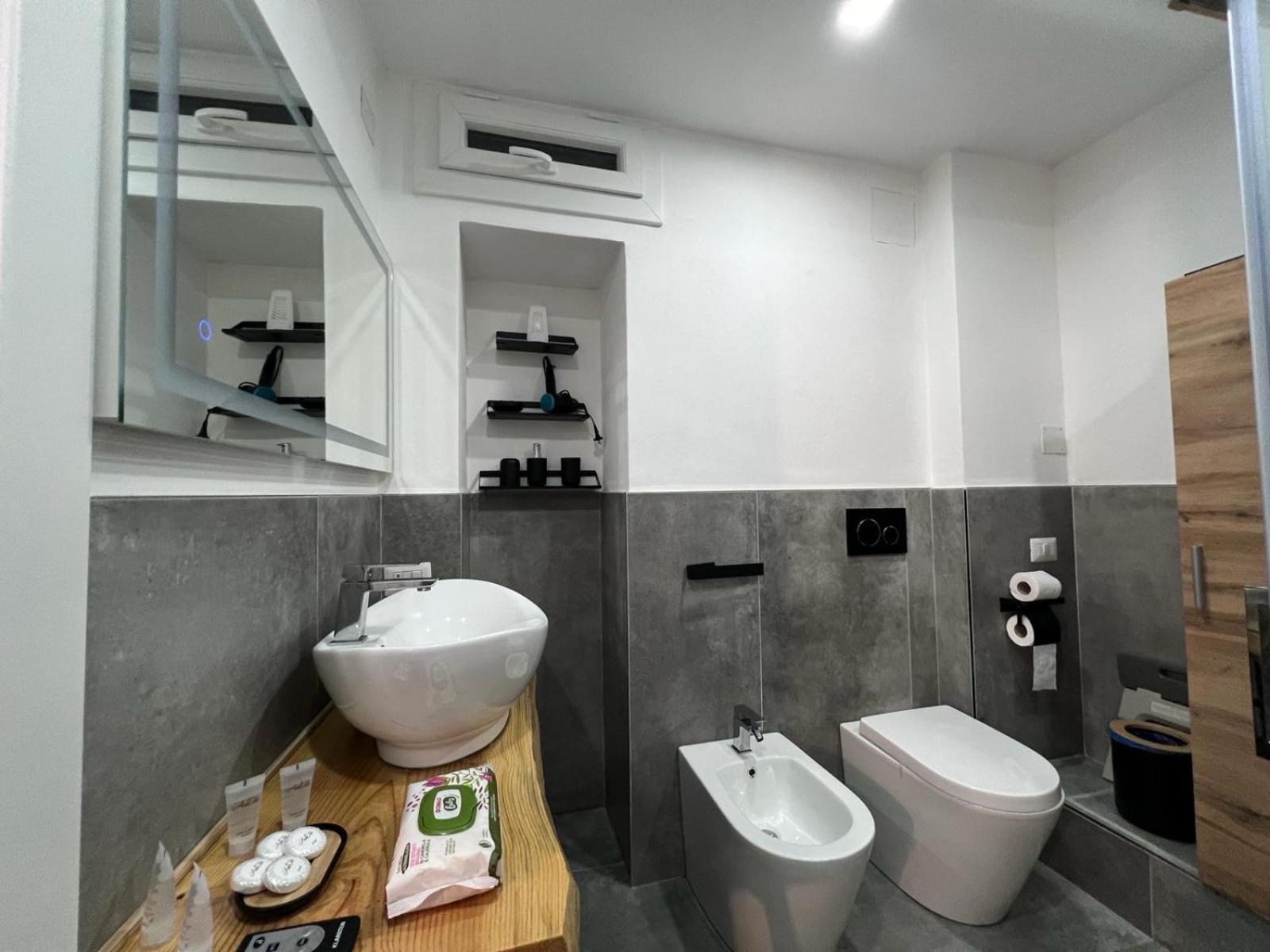 Apartment Kibilu - Via Melchiorre Gioia - Stazione - Isola - Garibaldi
