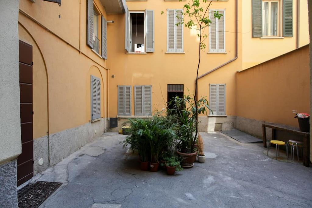 Hacca Collection - Open Space In Porta Ticinese