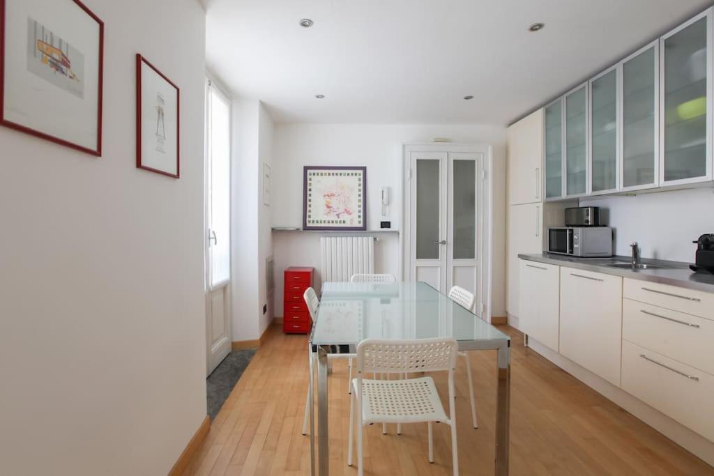 Hacca Collection - Open Space In Porta Ticinese * Mailand