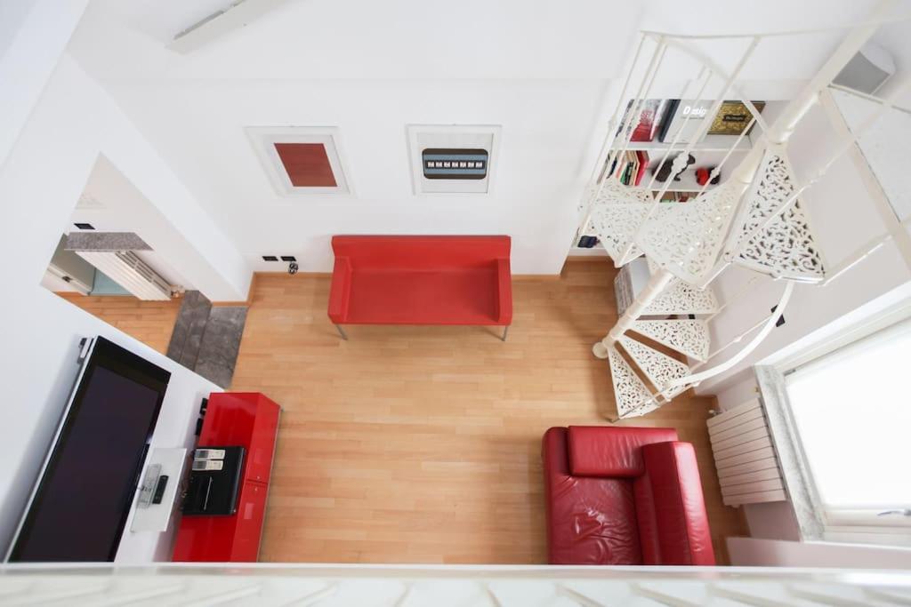 Hacca Collection - Open Space In Porta Ticinese Apartment