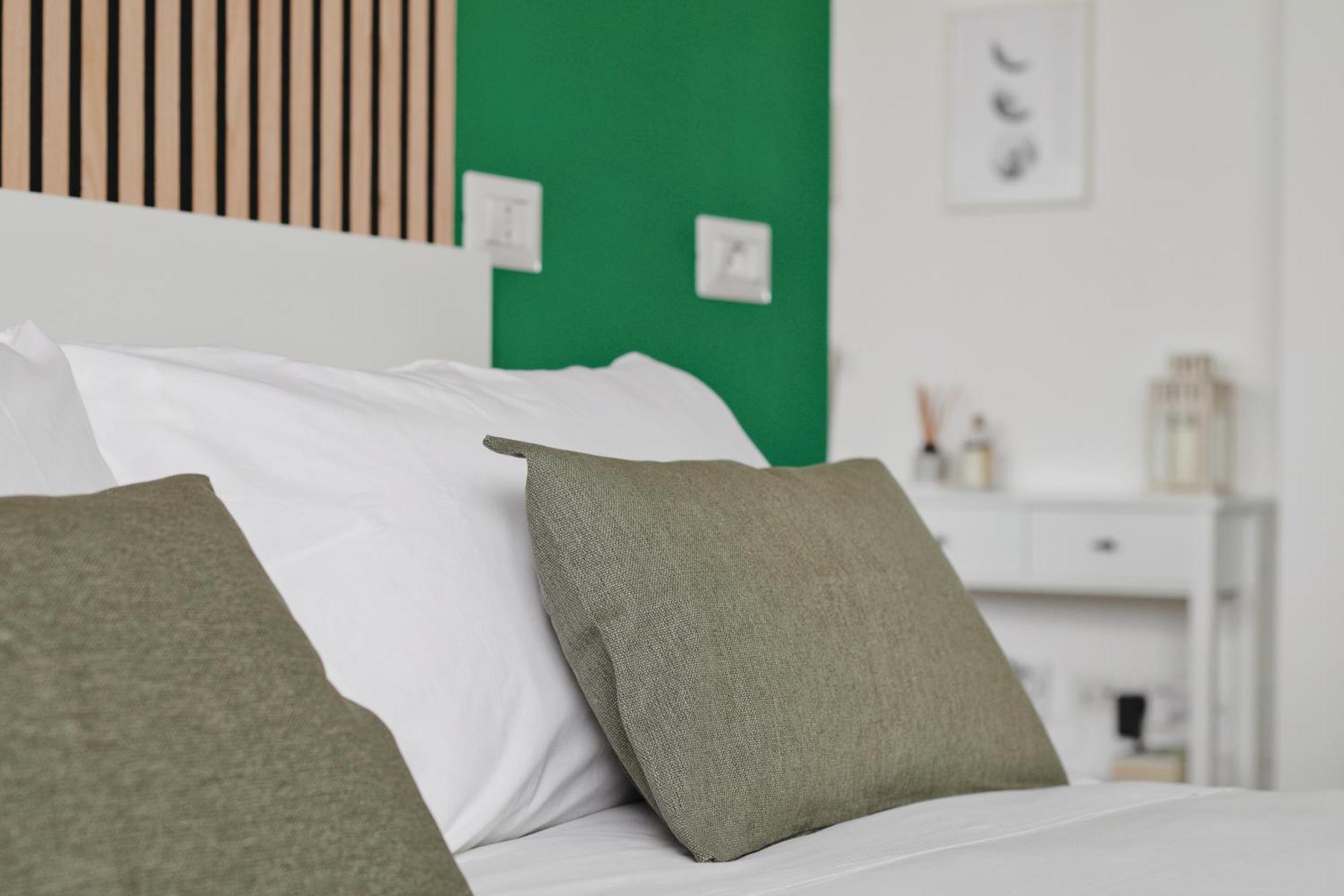 Apartment Oasis - Subway 50 Meters Just 5 Minutes From Duomo Milan