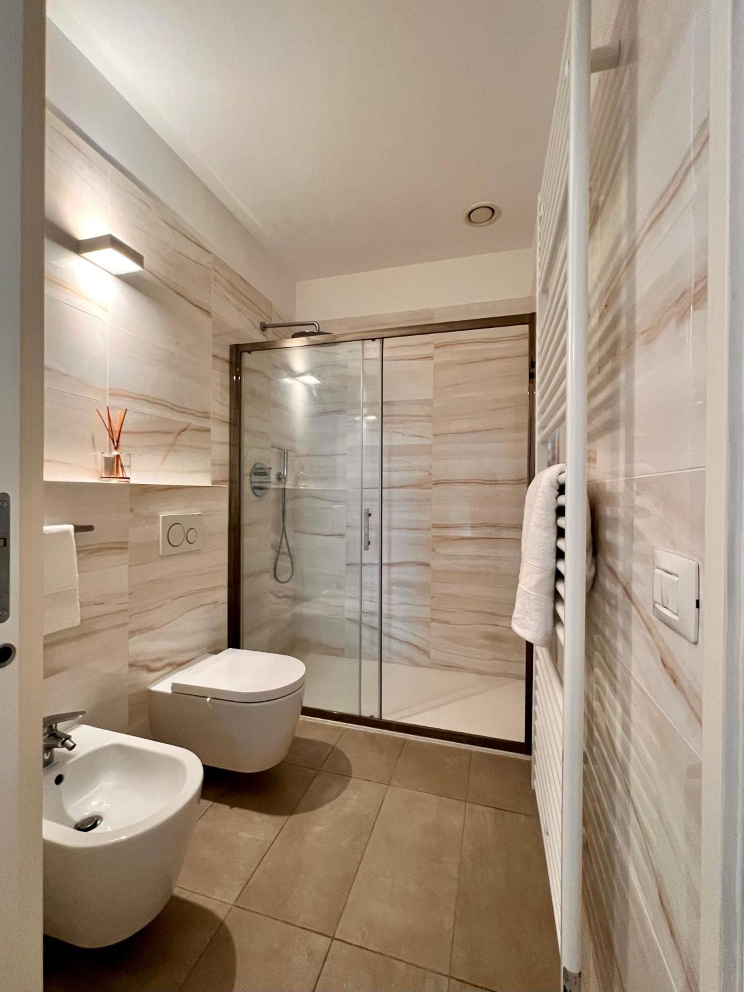 Welcome To Art Building - Comfort & Elegant Flat Apartment Mailand