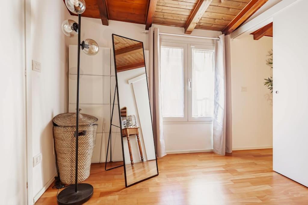 Apartment Elegante Loft Su 2 Piani A 5 Minuti Da San Siro
