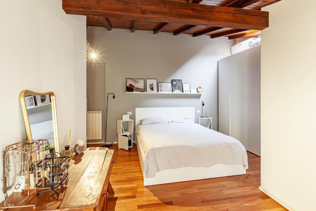 Elegante Loft Su 2 Piani A 5 Minuti Da San Siro Apartment