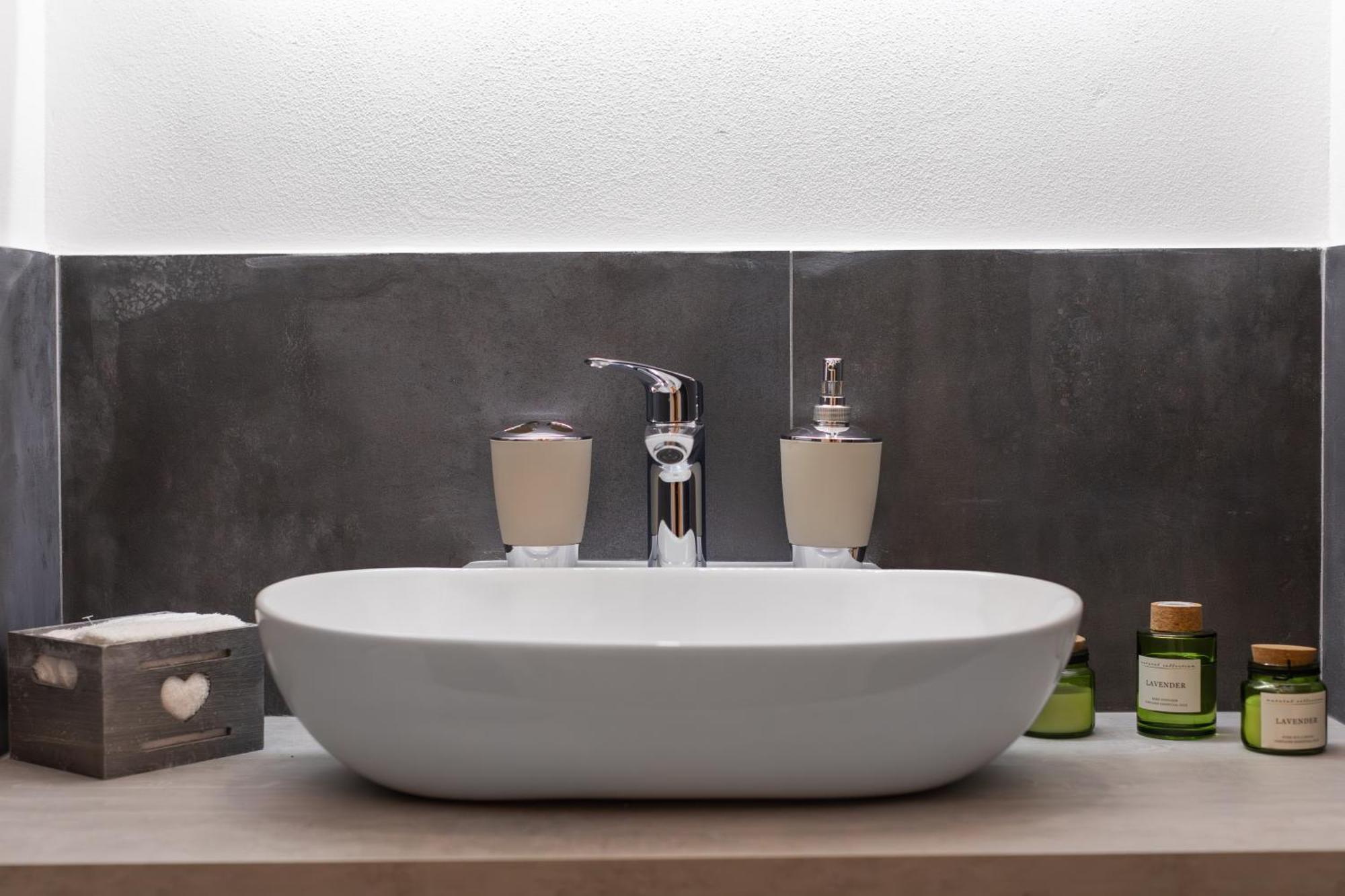 Apartamento Fondazione Prada-navigli 15 Minutes To Duomo By Metro