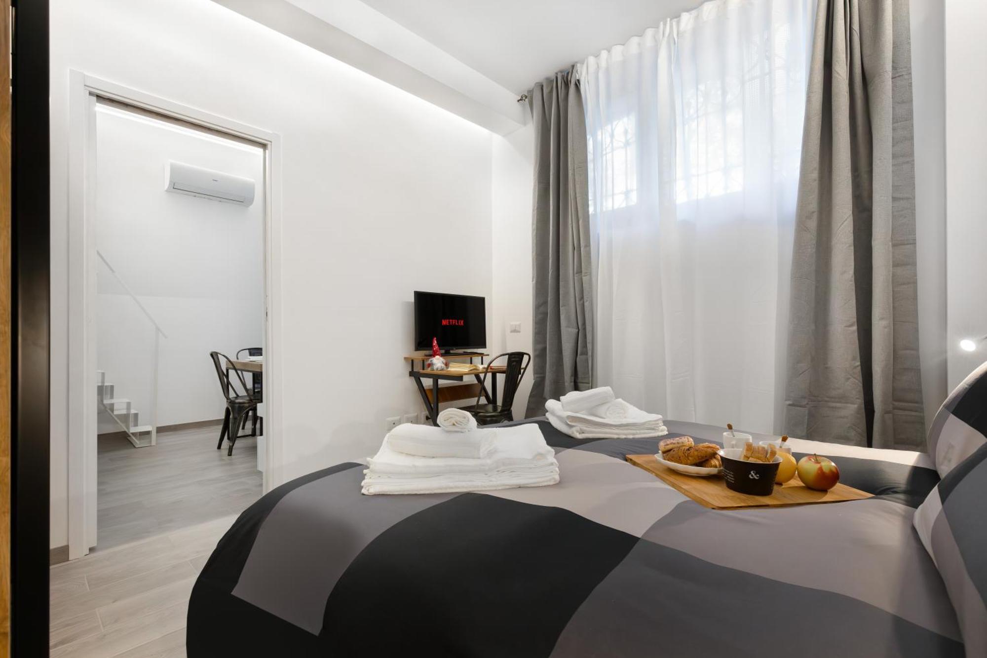 Apartamento Fondazione Prada-navigli 15 Minutes To Duomo By Metro