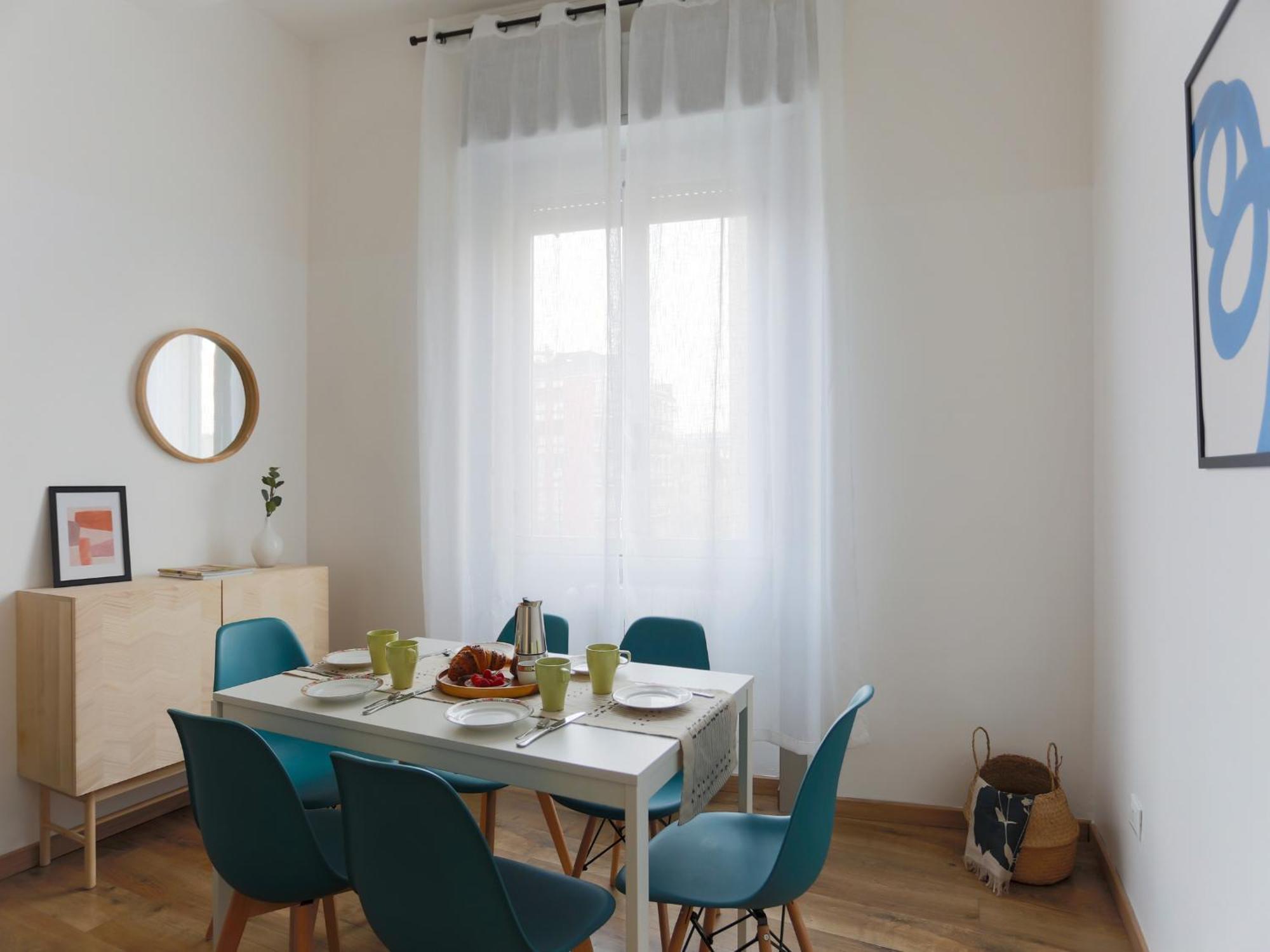 The Rent - Cozy Two-bedroom Near Colonne S Lorenzo Milão