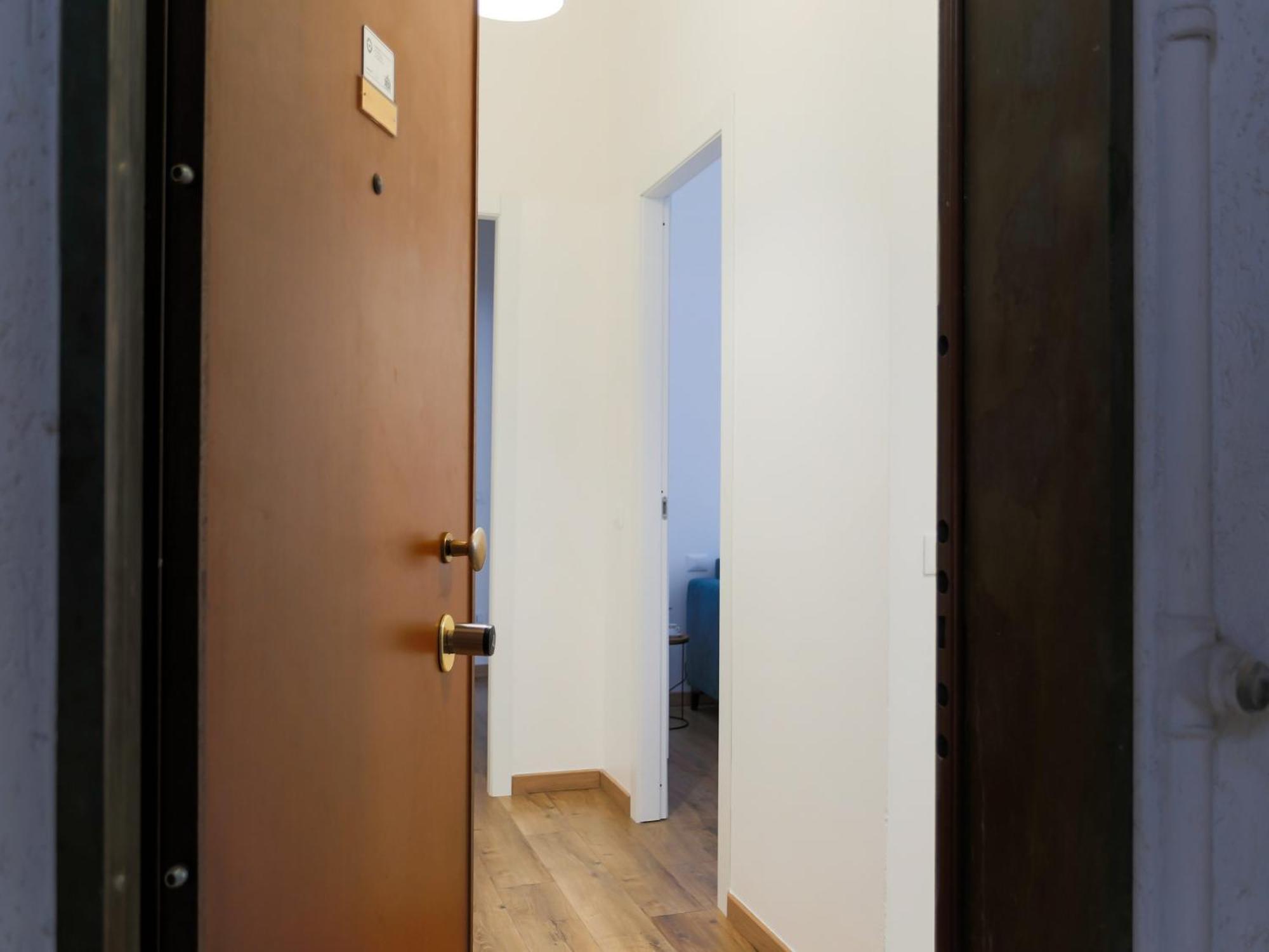 The Rent - Cozy Two-bedroom Near Colonne S Lorenzo