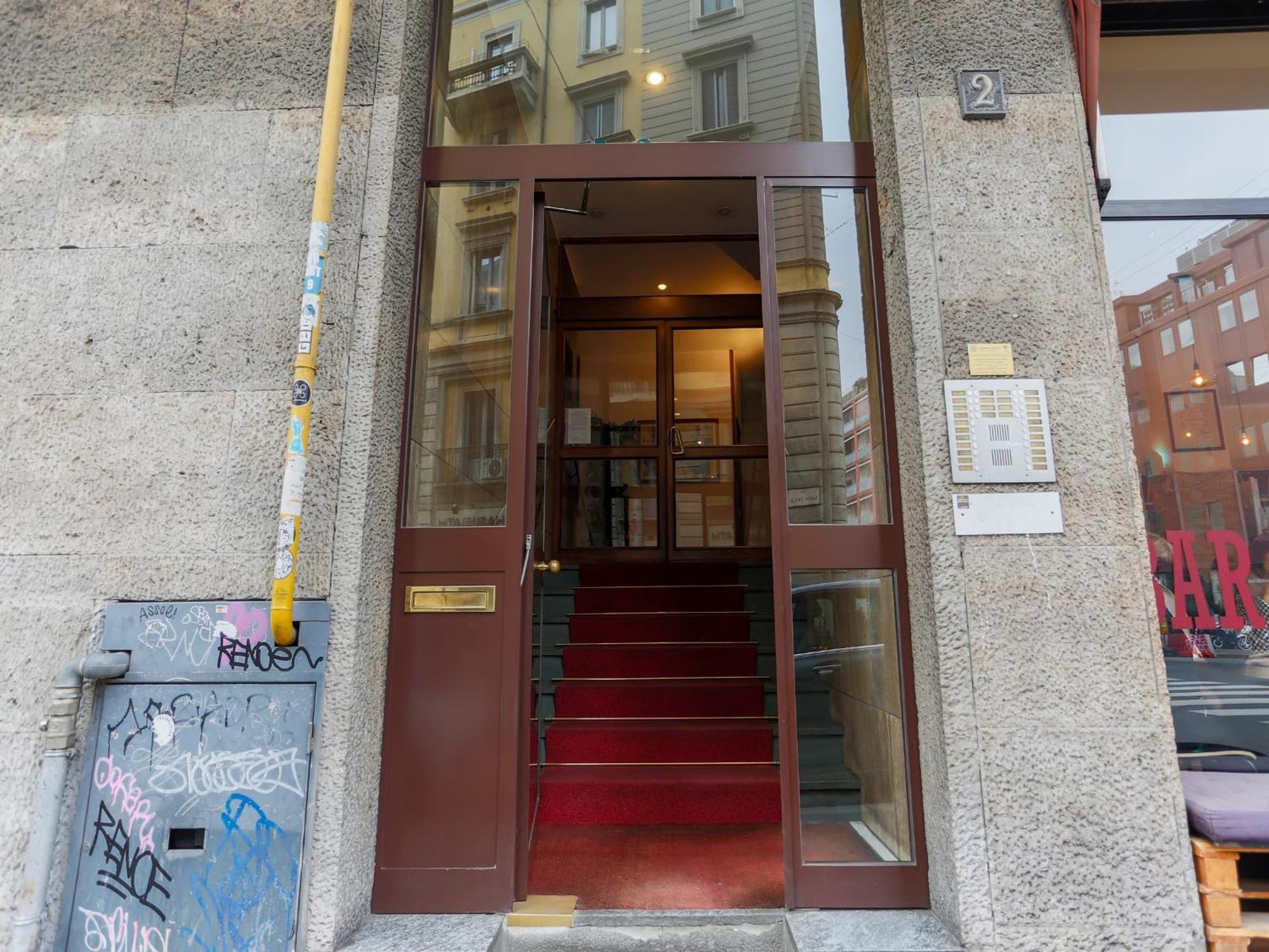 The Rent - Cozy Two-bedroom Near Colonne S Lorenzo Apartamento Milão