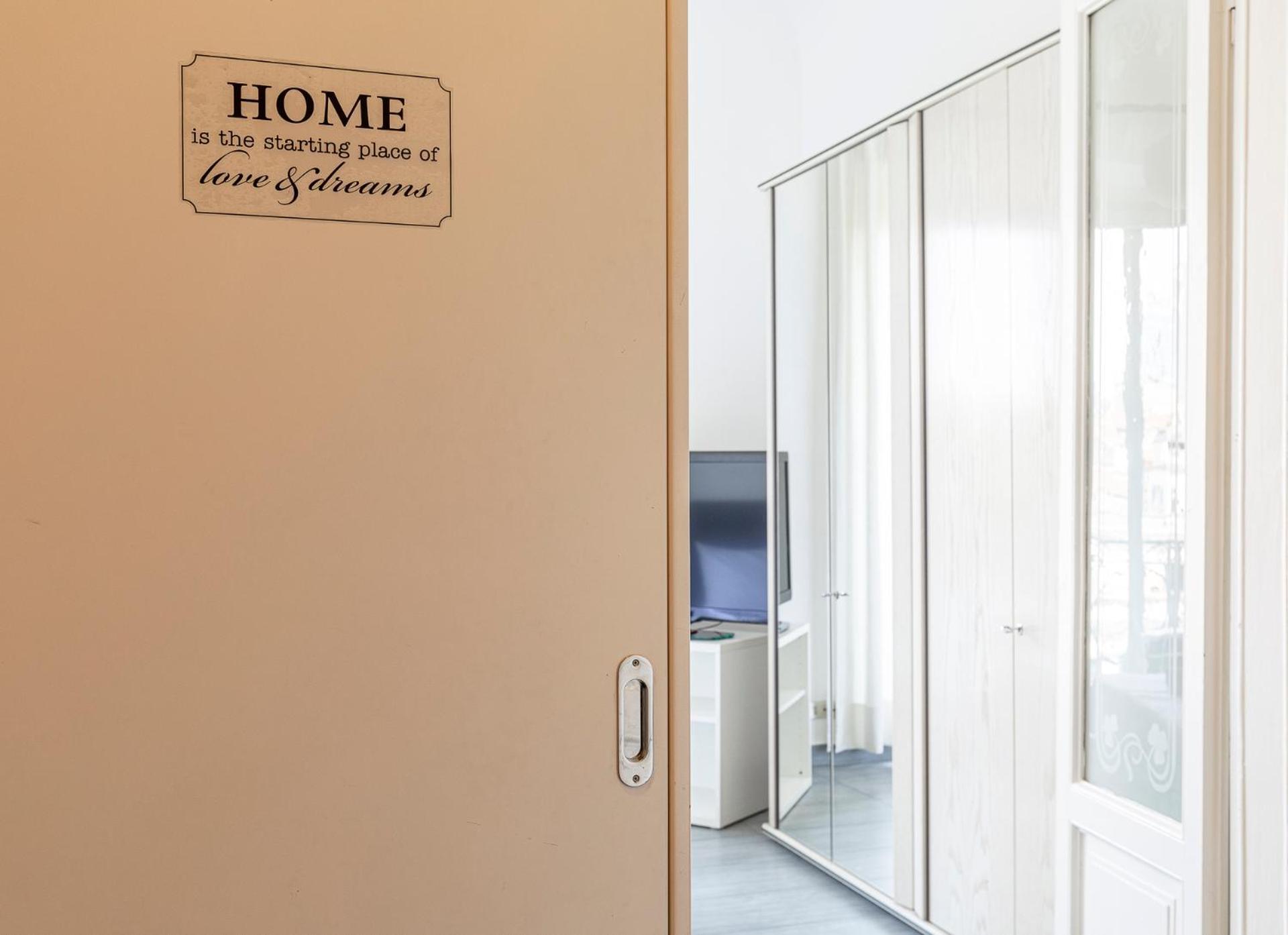 Porta-venezia/milano Centraleluxury Apartment