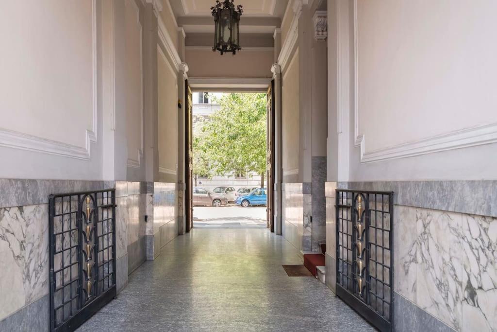 Hacca Collection - Arco Della Pace *