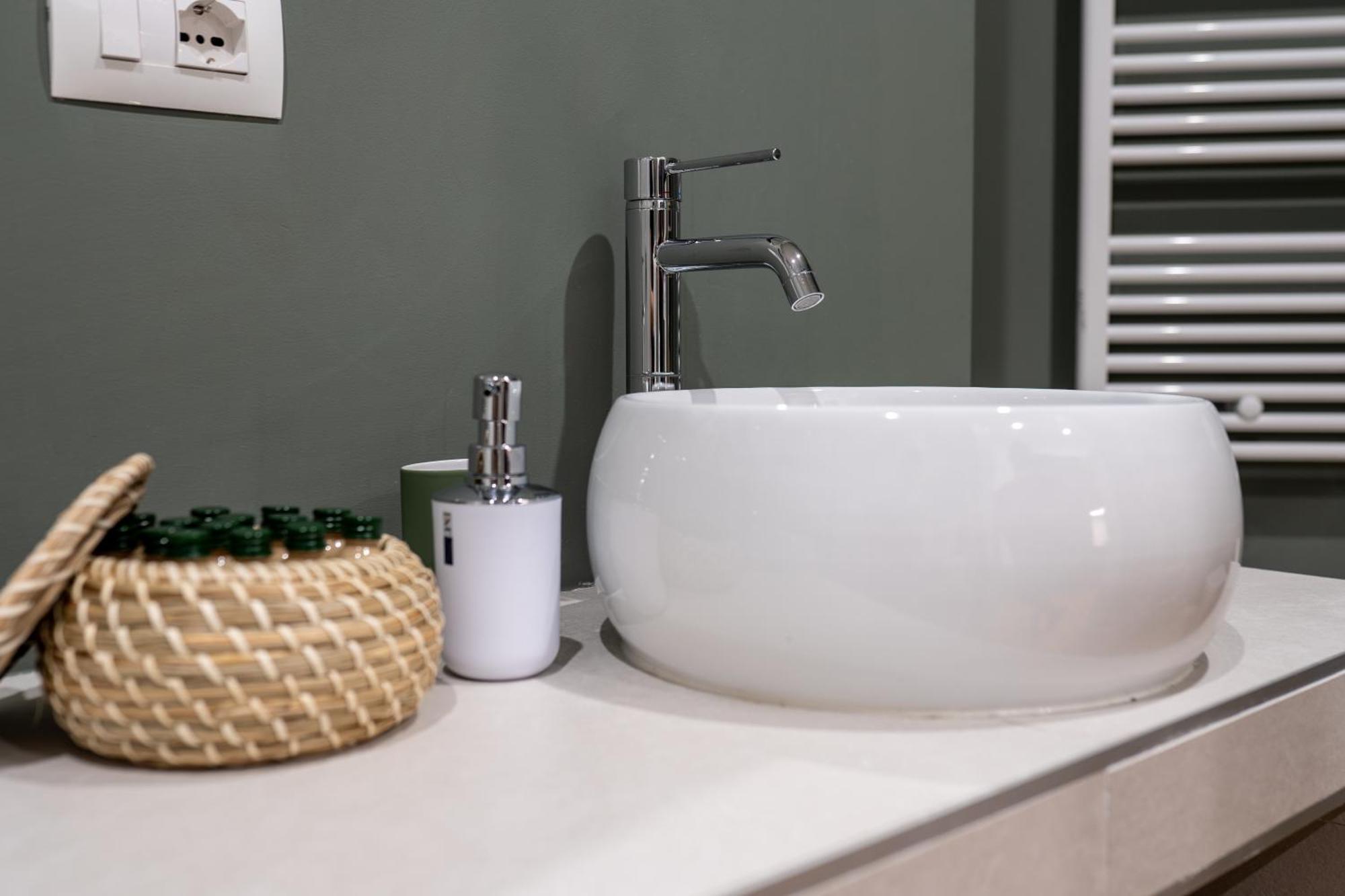 Prada's Nest - Modern Design And Close To Metro Apartamento