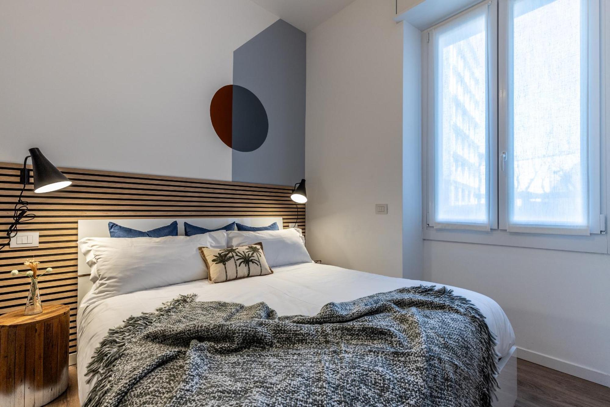 Apartment Stayeasy Quadronno33 - 3 Bedrooms, 2 Baths - Duomo Walking Distance Mailand