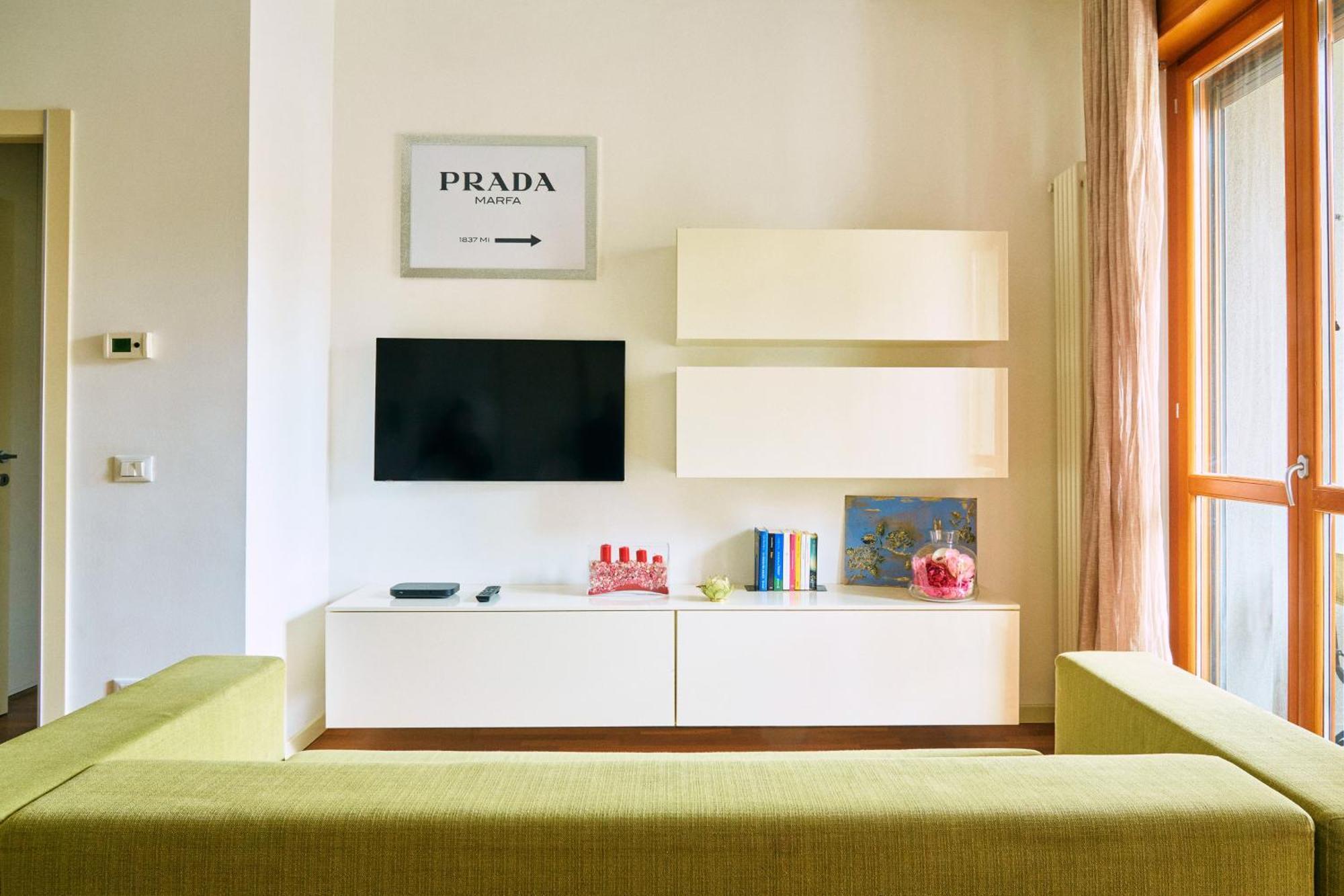 Il Comfort Dello Spazio, In Un Bilocale * Milan