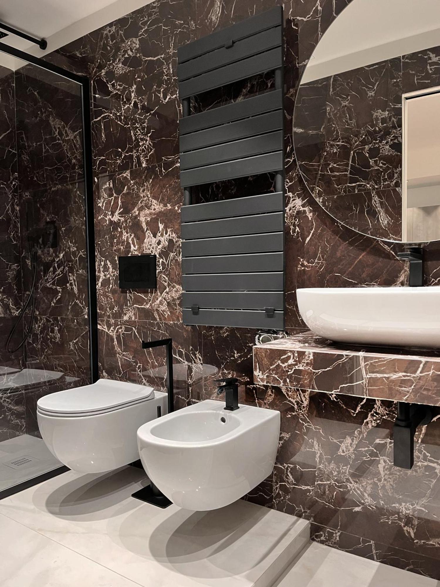 Yls Luxury 2 *
