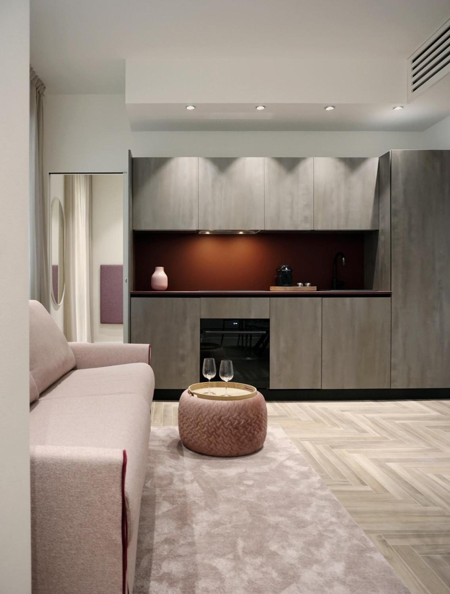 Yls Luxury 2 Mailand