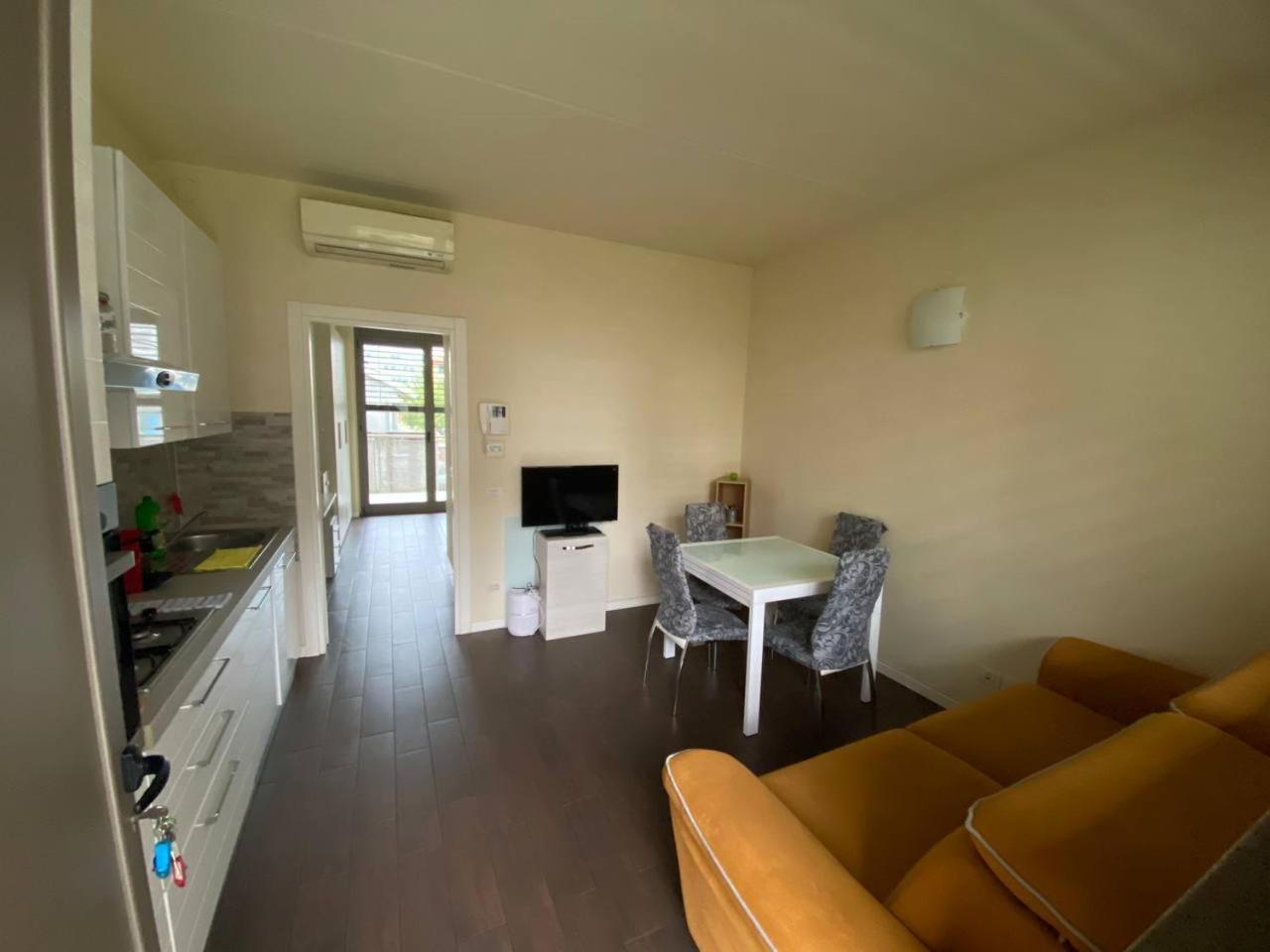 Strategico E Comodo: Bovisa Apartment Mailand