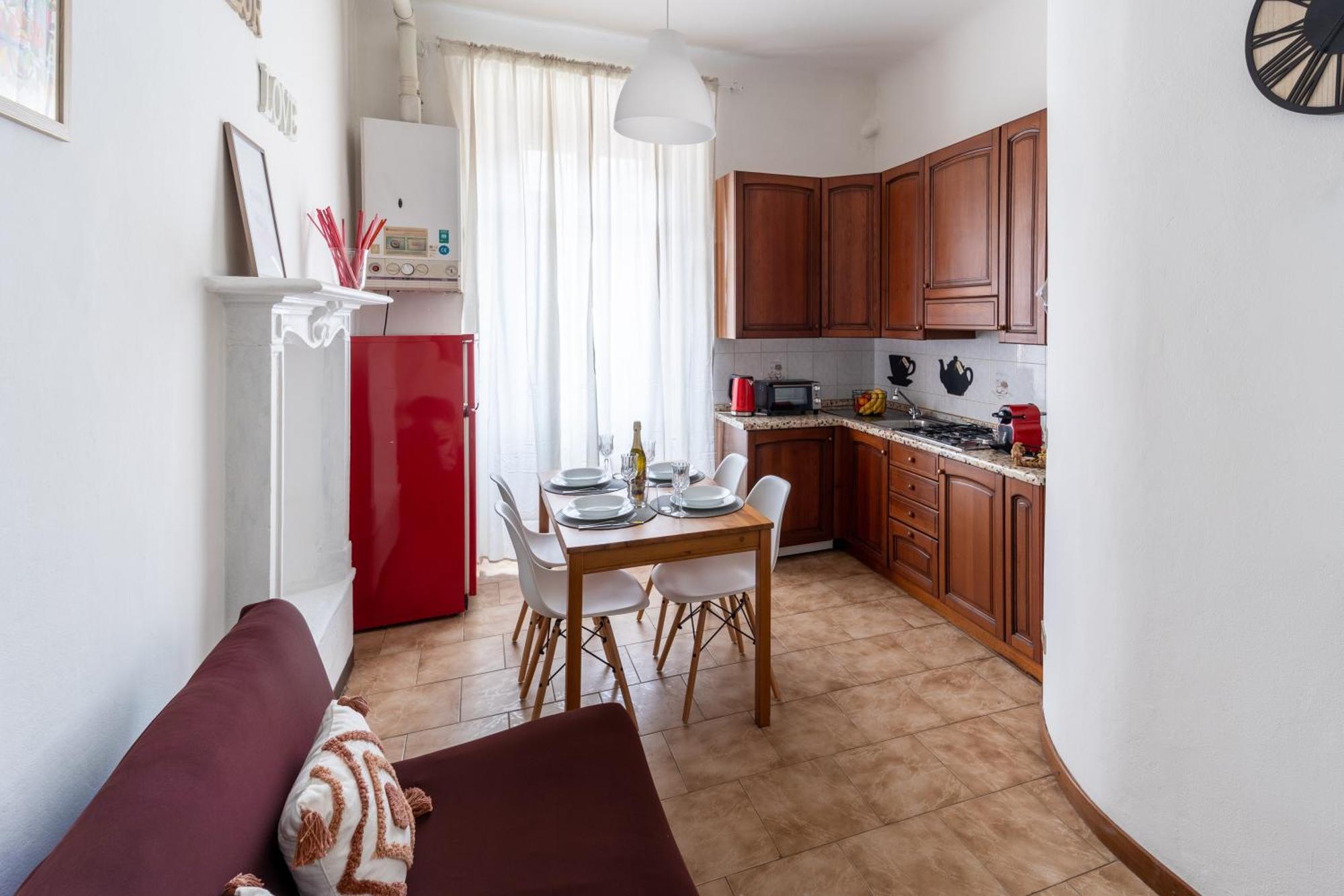 Elegant Near Metro Porta Romana,3 Fermate Subway-stop A Duomo, Wifi-netflix Free Apartment Milan