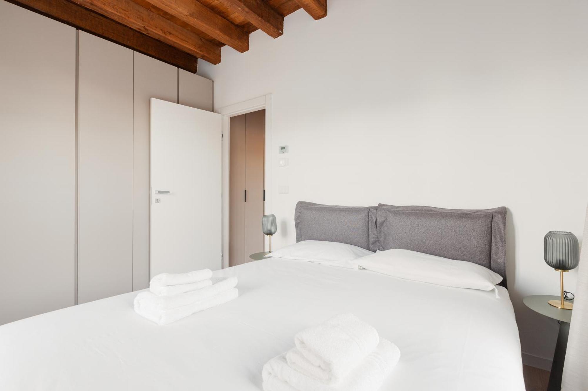 Modern In With Balcony Apartamento *