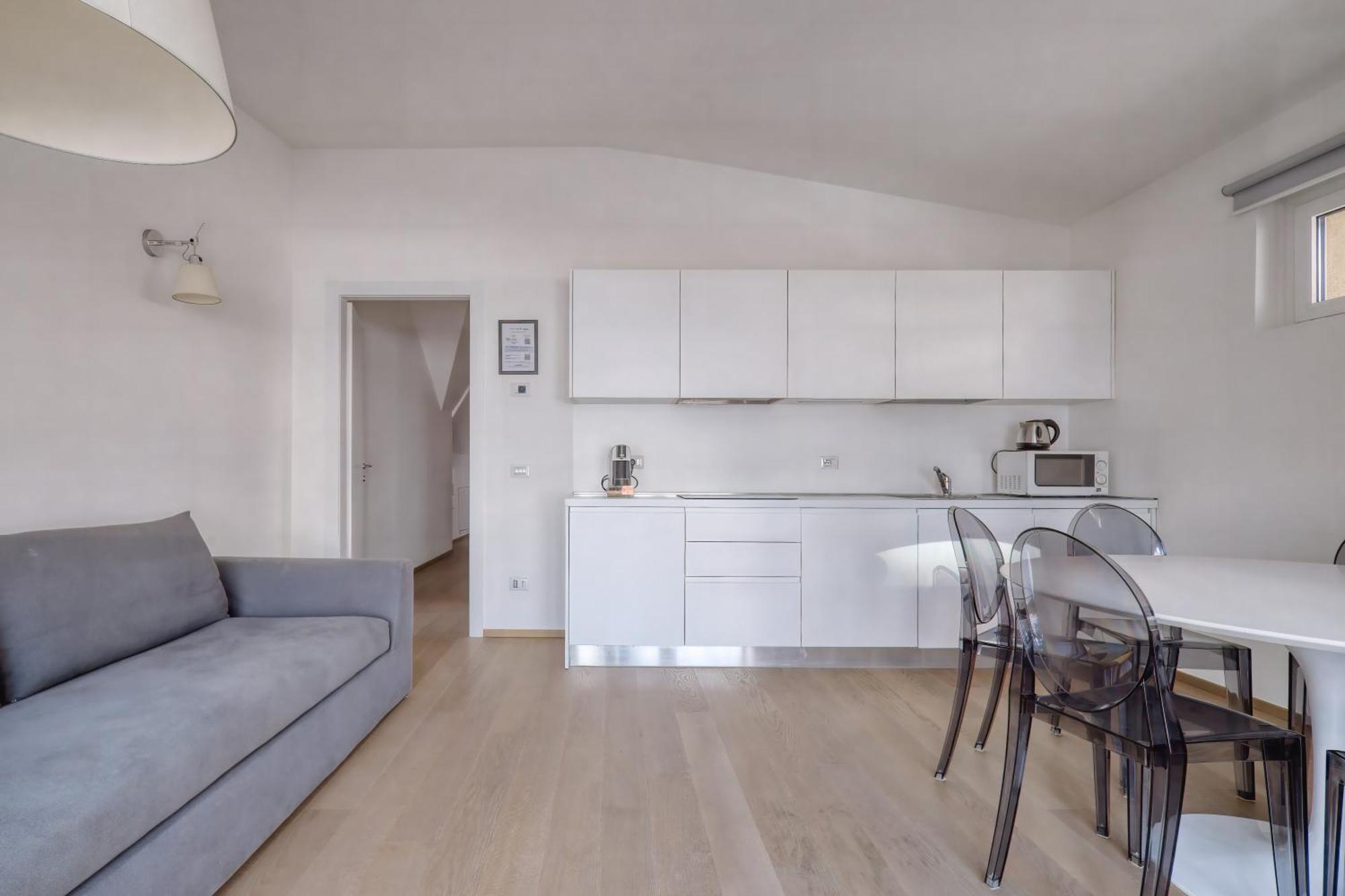 Joivy Welcoming Flats By Corso * Milão