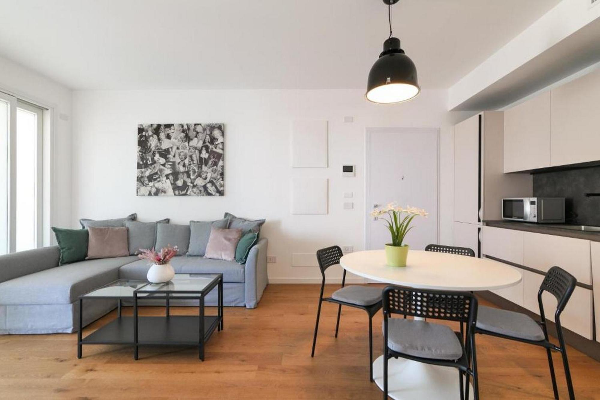 Apartment Lovely Terrace - Porta Romana District