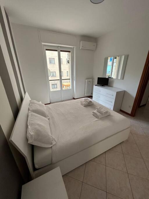 Cozy San Siro - Fiera Apartment Mailand