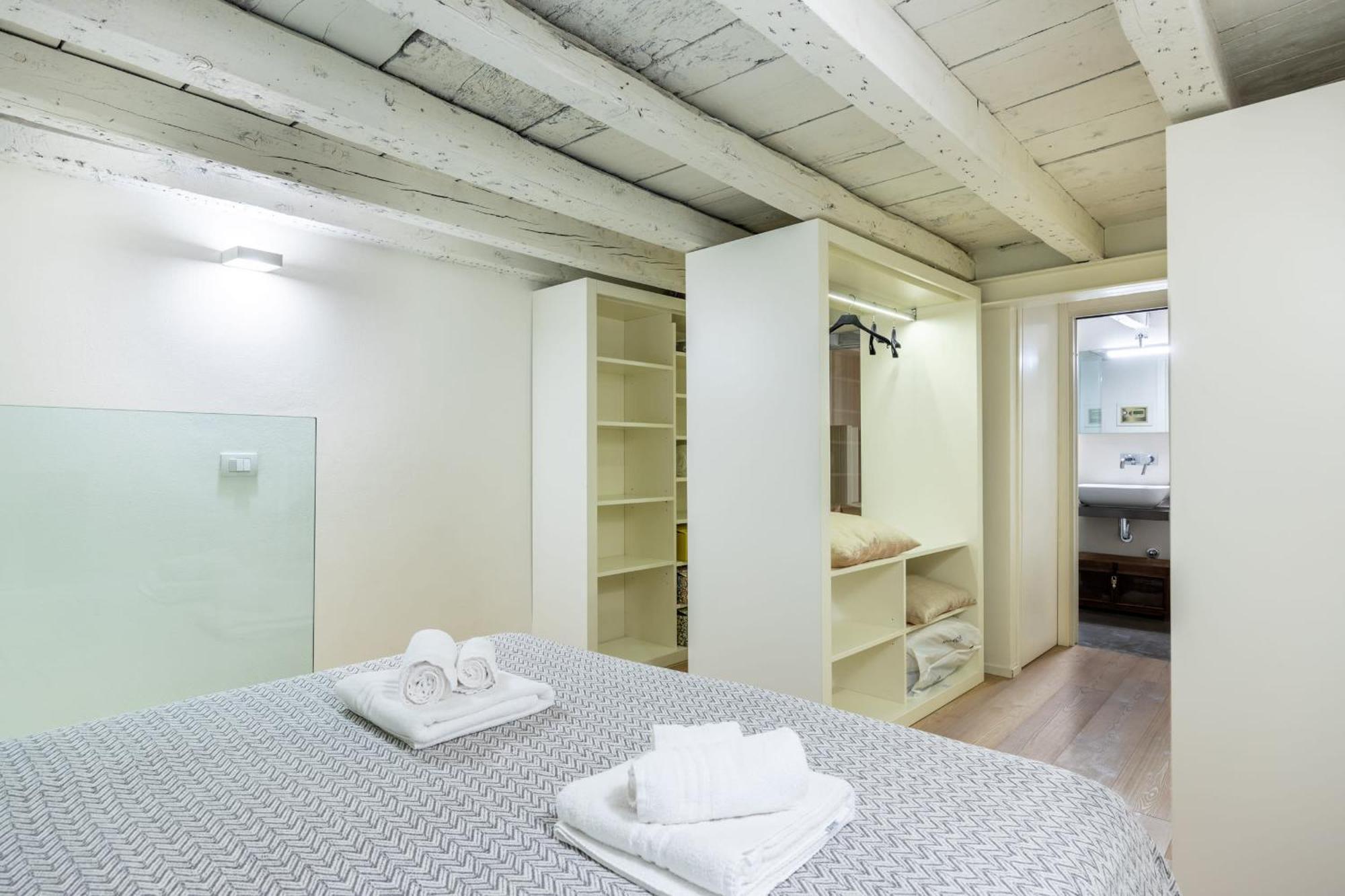 Luxury Duplex Flat With Sauna Few Steps From Duomo Apartamento *