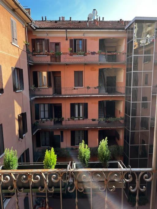 Casa Mila De Angeli, Fiera, San Siro