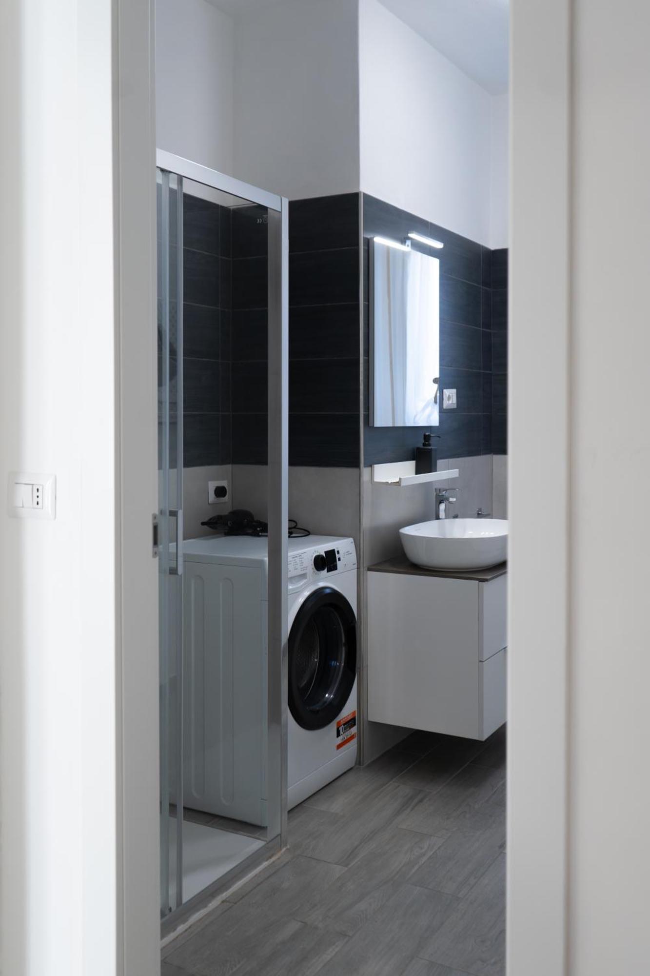 10min Rhofiera & Sansiro - 5min Metro - Ac - Freeparking * Milan