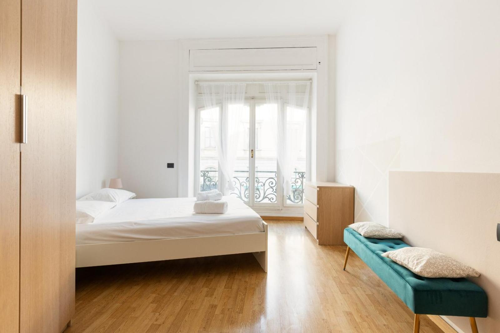Magenta Long Let Apts * Milan
