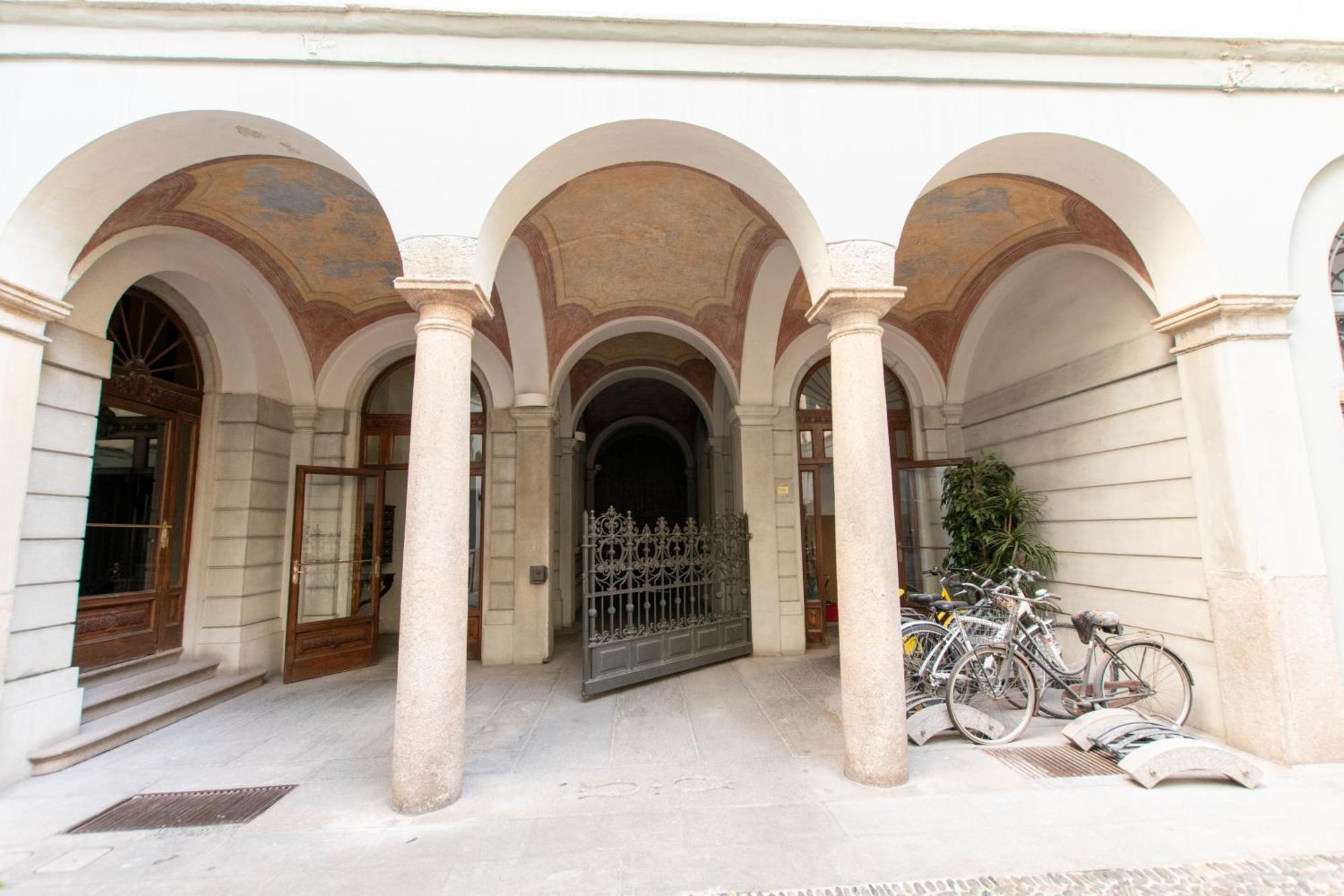 Luxury Near Duomo Italia 38 Apartment Mailand