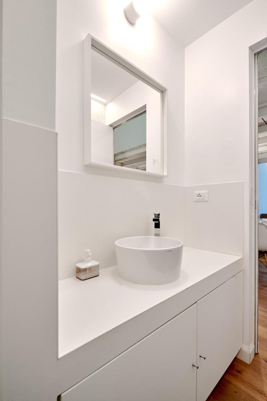 Design Loft Perfect For Couples *