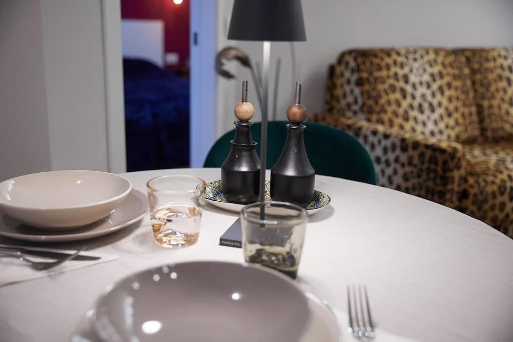 Apartment Moderno Bilocale Chic 8 Min Dal Duomo *
