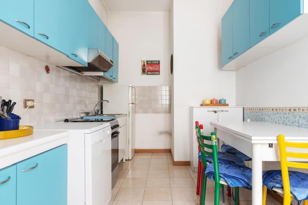 Bilocale In Porta Romana Apartamento Milão