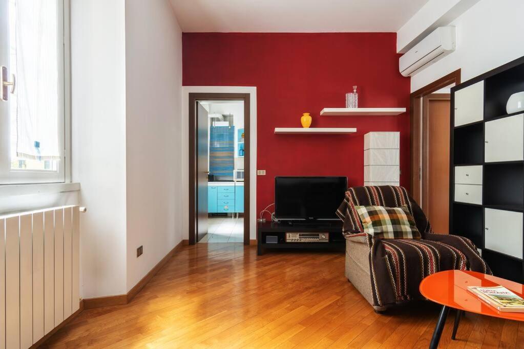 Bilocale In Porta Romana Apartamento