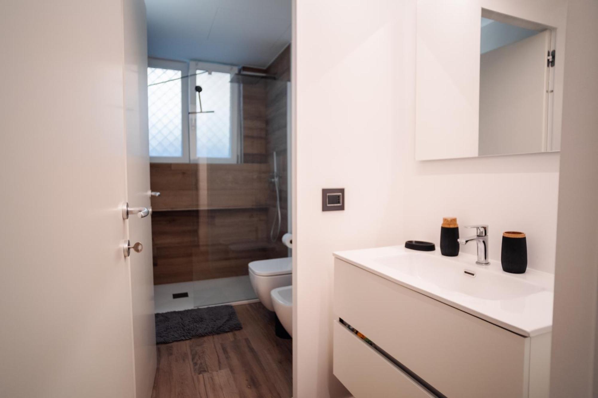 Affori - 15 Min From Duomo Apartment