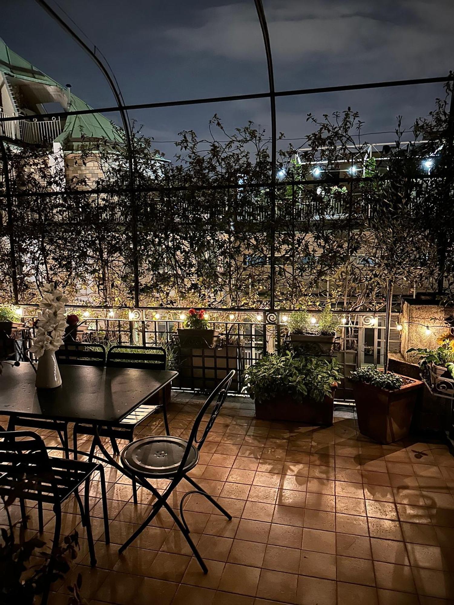 Apartment Attico Incantevole In Centro Citta Con Terrazzo Vicino Alle Sfilate Di Moda *