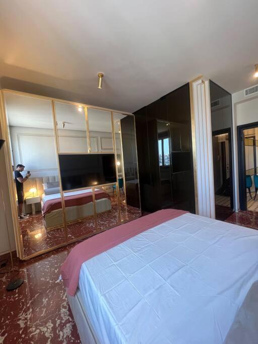 3 Minutes' Walk From The Duomo Cathedral *