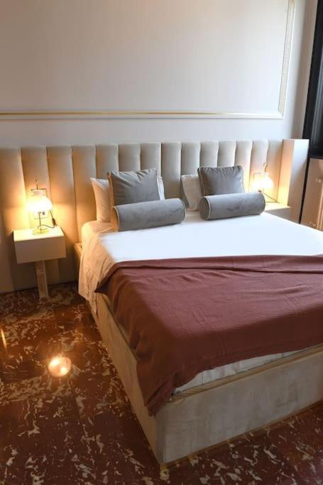 Apartamento 3 Minutes' Walk From The Duomo Cathedral Milão