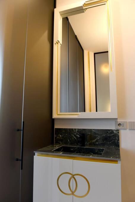 3 Minutes' Walk From The Duomo Cathedral *