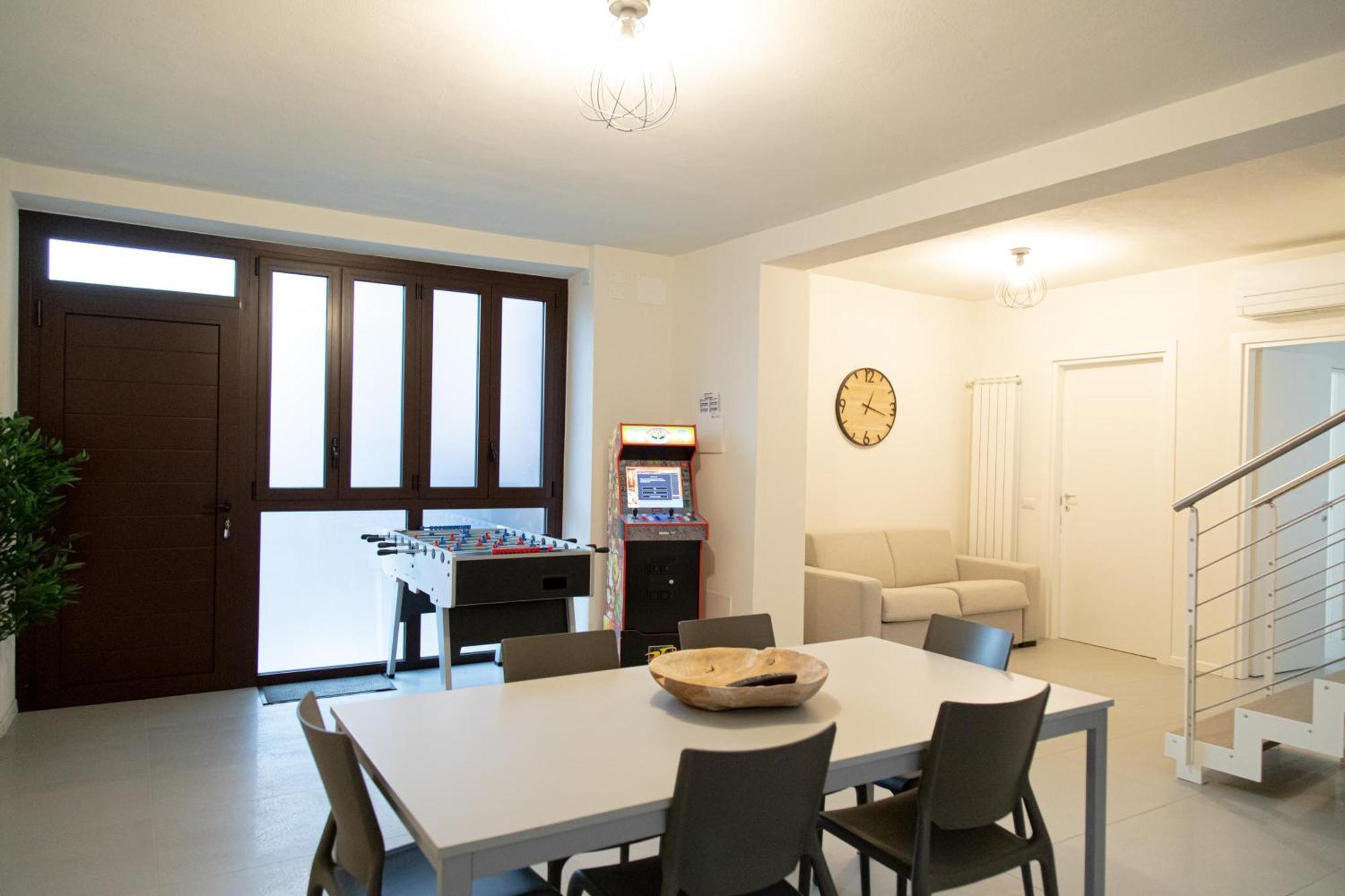 - Spazioso Vicino Metro Apartamento *