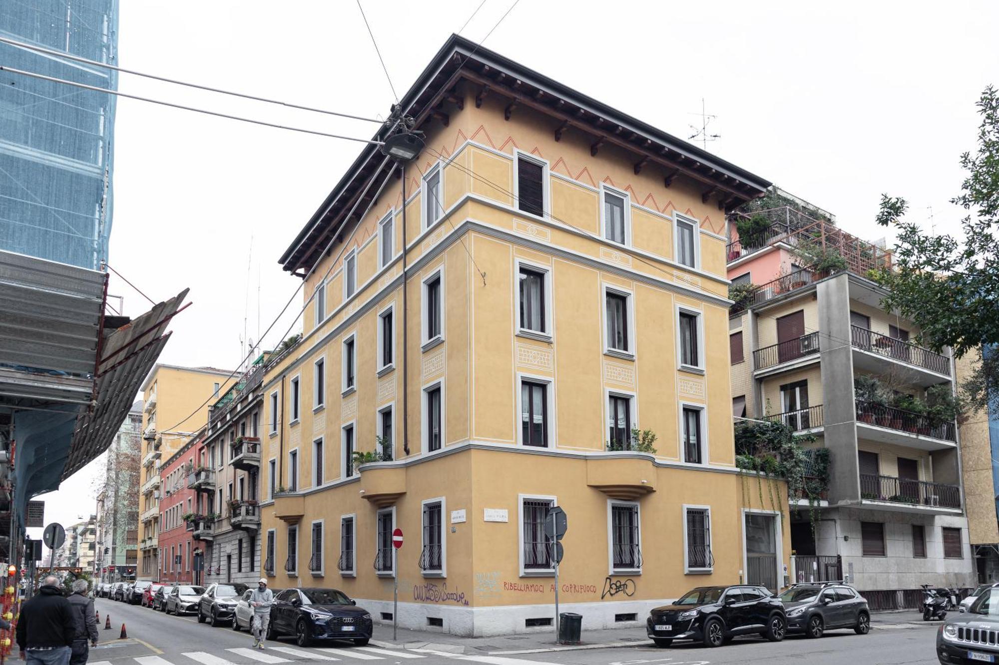 Apartment Elegante Quadrilocale Liberty In Zona Risorgimento *